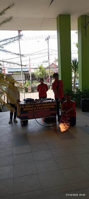 SOSIALISASI DAN DEMONTRASI PENGGUNAAN GAS LPJ DI LINGKUNGAN DINAS PANGAN PERTANIAN DAN PERIKANAN KOTA PONTIANAK