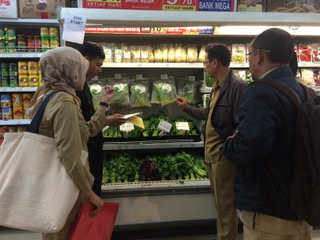 PENGAWASAN CEMARAN RESIDU PESTISIDA DAN LOGAM BERAT PADA SAYURAN DI KOTA PONTIANAK