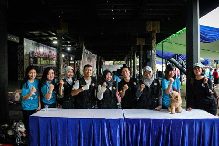 MERIAHKAN TEMA PREVENT RABIES, SIMPLE STEPS, SAVE LIFES DENGAN KEGIATAN VAKSINASI RABIES BERSAMA KOMUNITAS PONTIANAK DOG LOVER