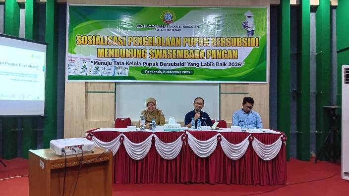 SOSIALISASI PENGELOLAAN PUPUK BERSUBSIDI MENDUKUNG SWASEMBADA PANGAN  MENUJU TATA KELOLA PUPUK BERSUBSIDI  YANG LEBIH BAIK 2026