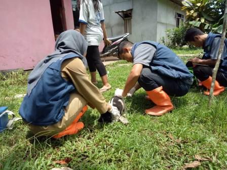 VAKSINASI RABIES DI WILAYAH JALAN PANCA BAKTI KOTA PONTIANAK