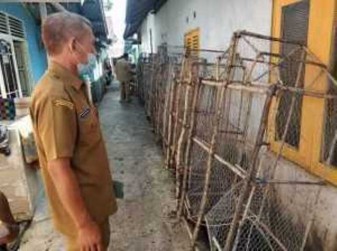 PENYERAHAN BANTUAN SARANA ALAT PENANGKAP BUBU/PERANGKAP UNTUK NELAYAN