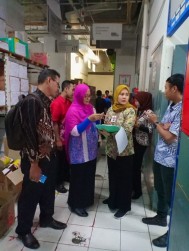 PENGAWASAN KELAS MUTU BERAS YANG BEREDAR DI KOTA PONTIANAK