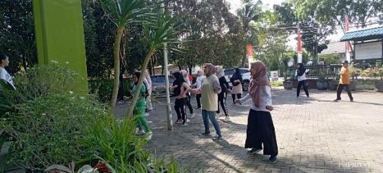 SENAM ZUMBA LOVER’S  DILINGKUNGAN DINAS PANGAN PERTANIAN DAN PERIKANAN  KOTA PONTIANAK  