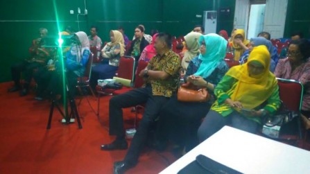 DINAS PANGAN PERTANIAN DAN PERIKANAN KOTA PONTIANAK MENYELENGGARAKAN RAPAT KOORDINASI PENGEMBANGAN CADANGAN PANGAN DAERAH