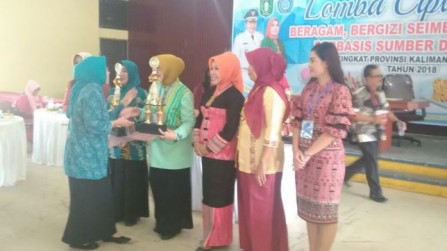 KOTA PONTIANAK RAIH JUARA III LOMBA CIPTA MENU B2SA TINGKAT PROVINSI KALIMANTAN BARAT 